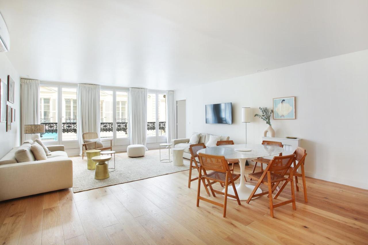 Residence In The Center Of Paris By Studio Prestige Ngoại thất bức ảnh