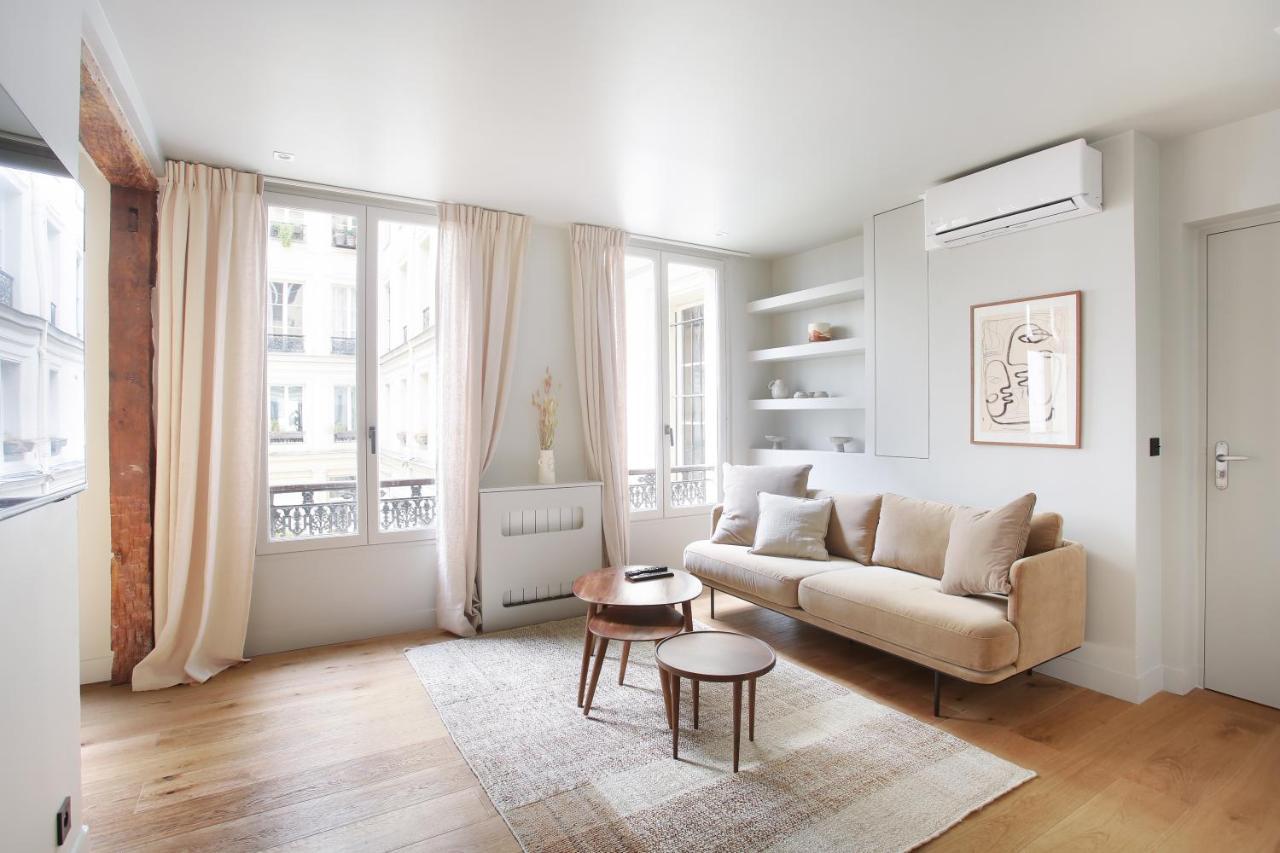 Residence In The Center Of Paris By Studio Prestige Ngoại thất bức ảnh