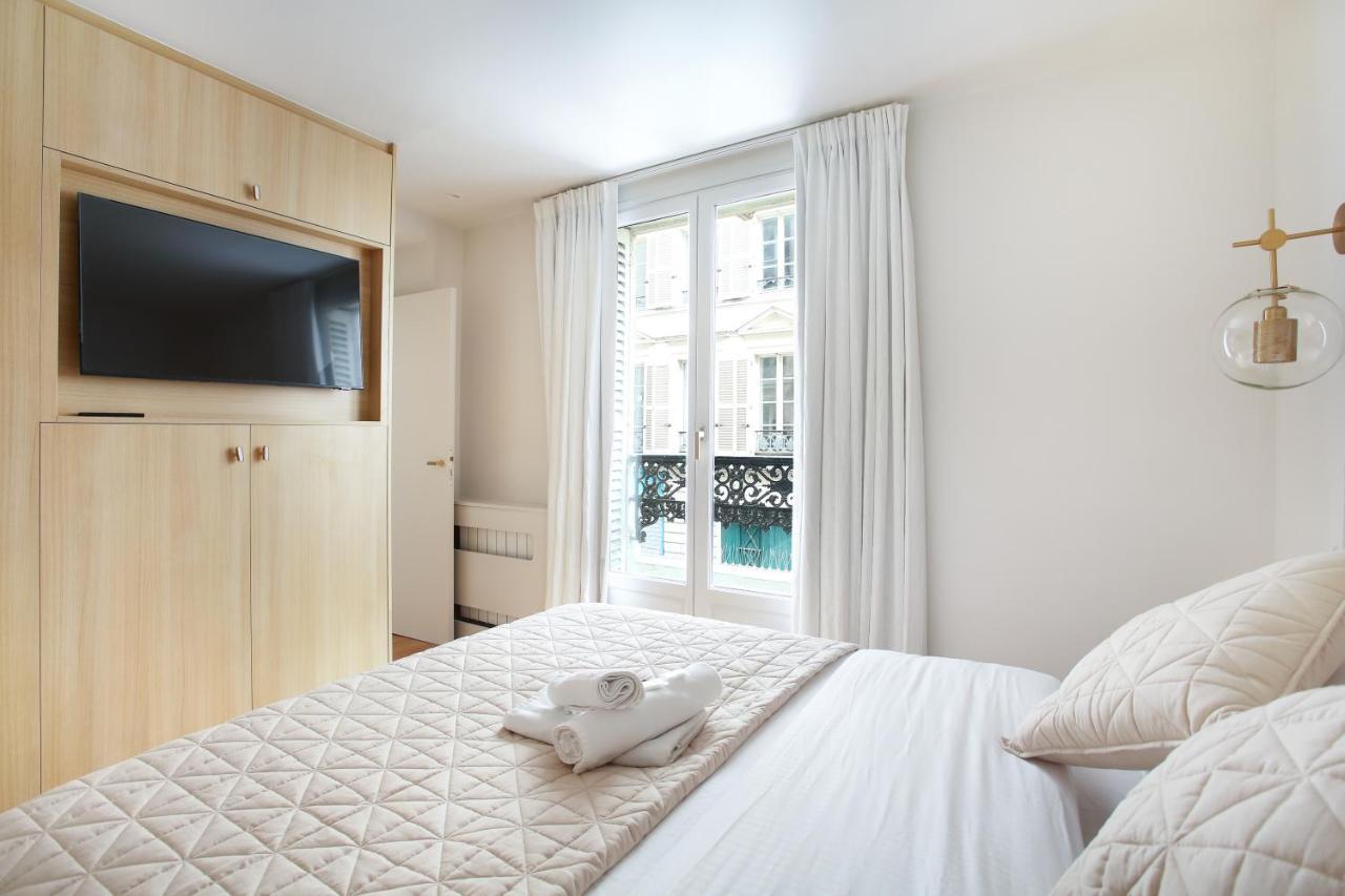 Residence In The Center Of Paris By Studio Prestige Ngoại thất bức ảnh